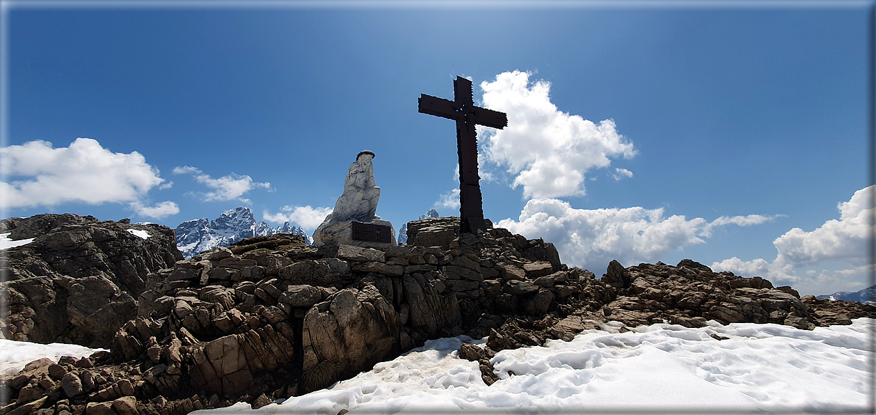 foto Trekking del Cristo Pensante